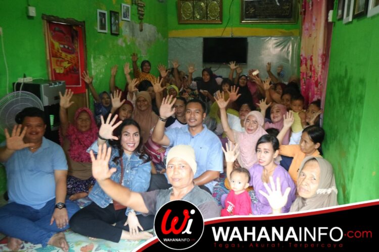 Emak-Emak Belawan, Antusias Hadiri Kampanye Caleg PSI Dapil II No. 5 Kota Medan