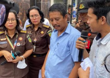 KOALISI MAHASISWA DAN PRIBUMI SUMATERA UTARA (KOMPRI-SU) “KECEWA” ATAS MINIMNYA KEBIJAKAN PEMERINTAH PADANG LAWAS